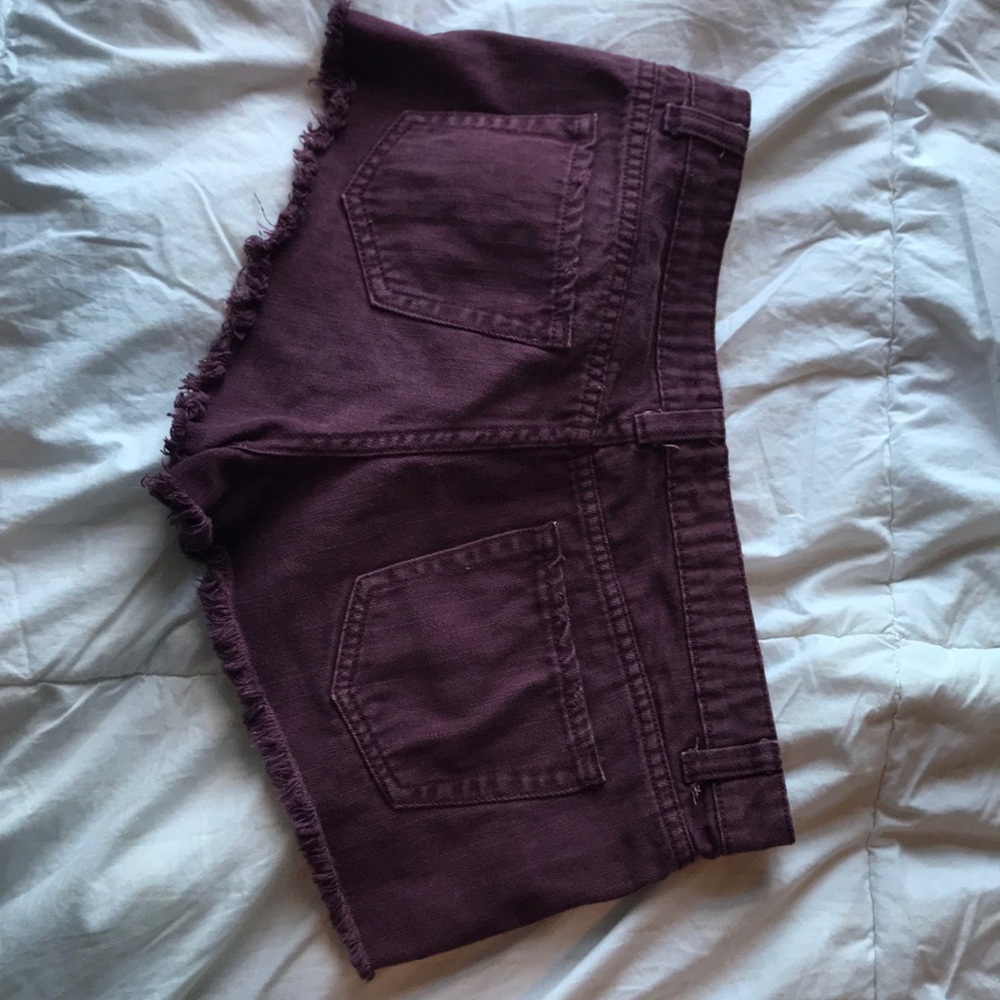 Shorts - Picture 2 of 3